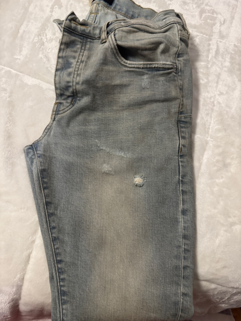 PURPLE Brand Slim Straight Men’s Jeans in Faded Light Blue-Grey - Picture 6 of 7
